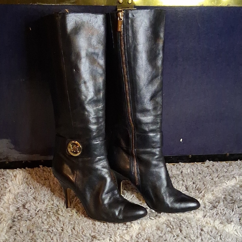 Michael Kors Logo Black Leather 8 Heeled Boots